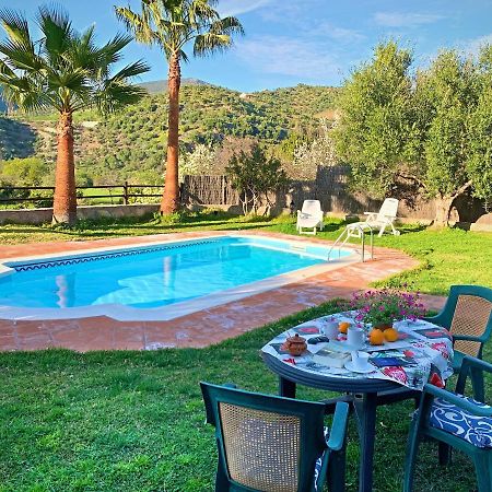 Vivelorural Casa Y Piscina En Zahara De La Sierra Villa Kültér fotó