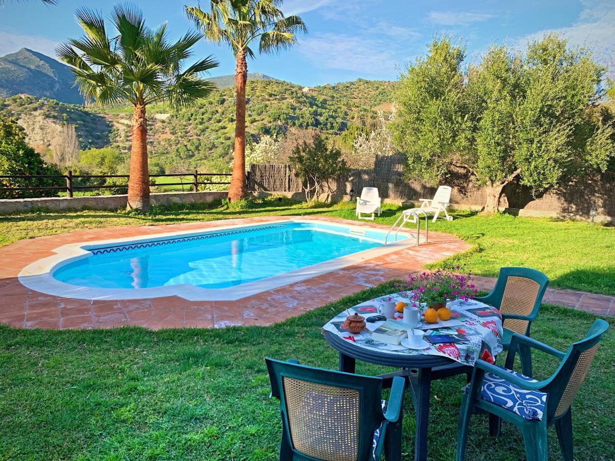Vivelorural Casa Y Piscina En Zahara De La Sierra Villa Kültér fotó