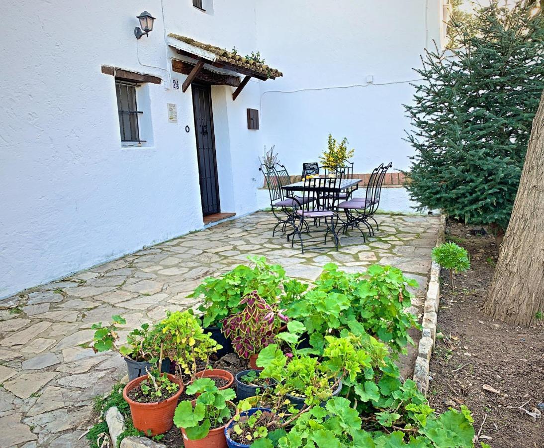 Vivelorural Casa Y Piscina En Zahara De La Sierra Villa Kültér fotó